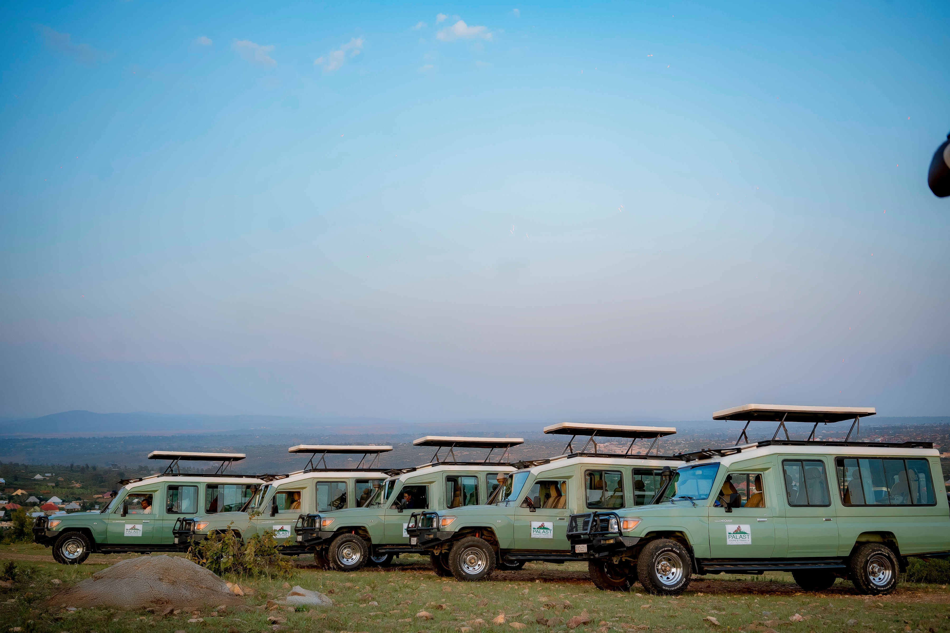 Safari vehicle
